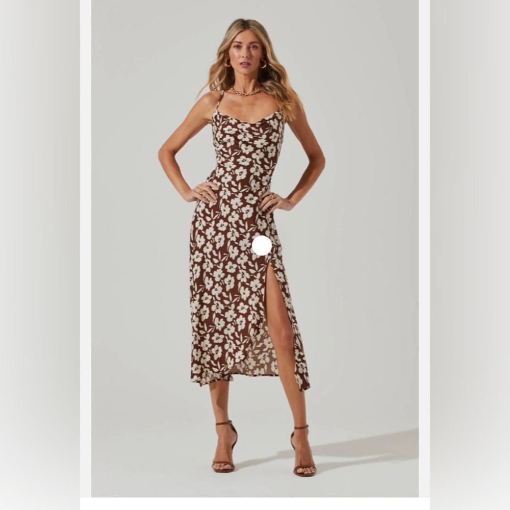 NWT ASTR Gaia midi dress